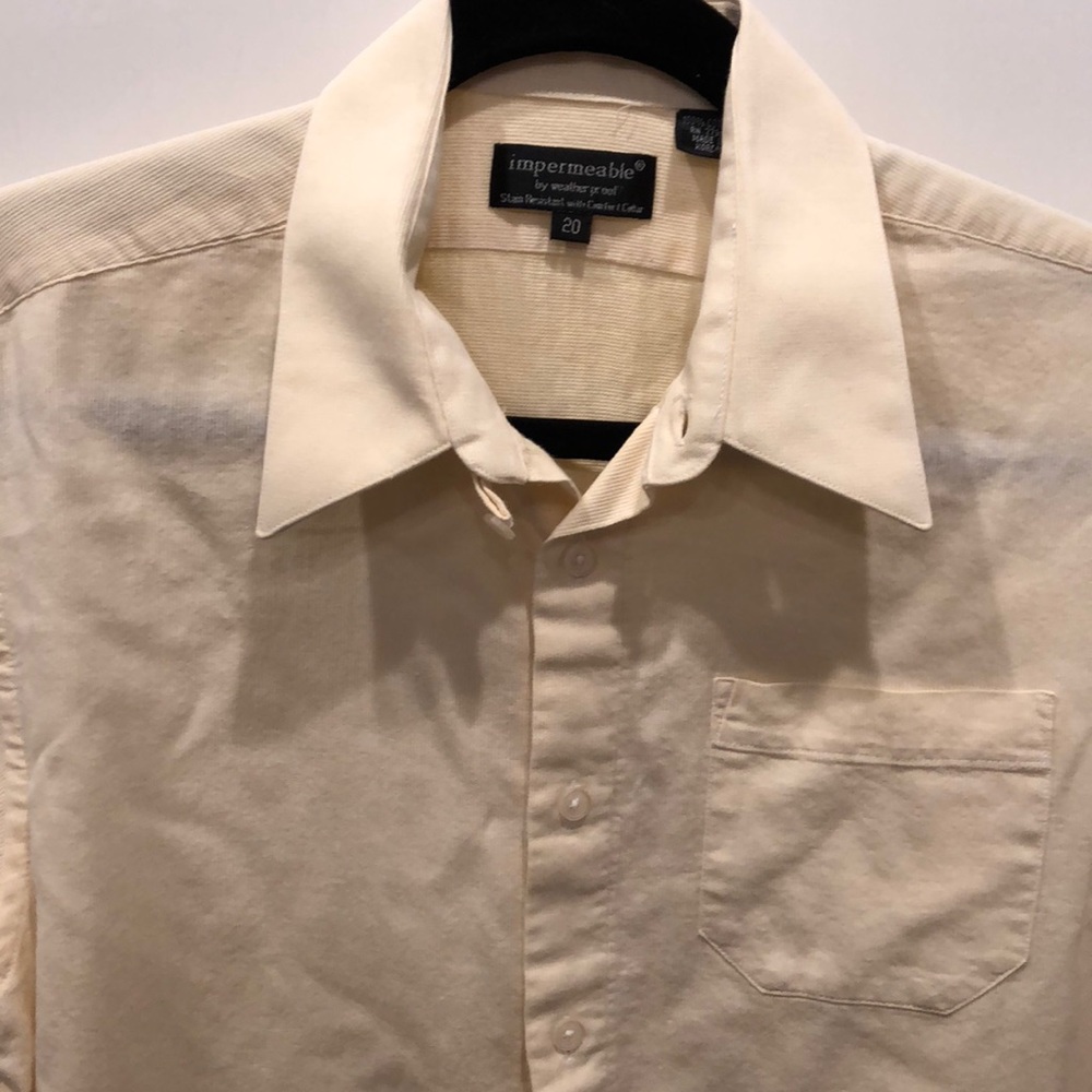 Men’s Weatherproof Light Yellow Button Down Shirt